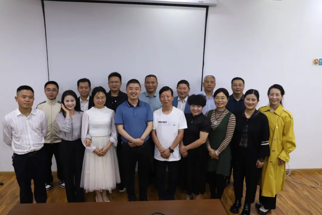 屈原的诗句_诗句屈原的_诗句屈原写的表妹的诗/