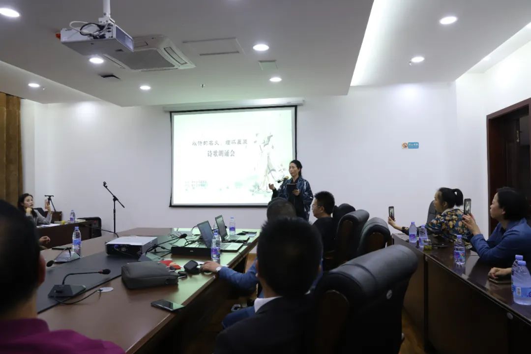 诗句屈原的_屈原的诗句_诗句屈原写的表妹的诗/
